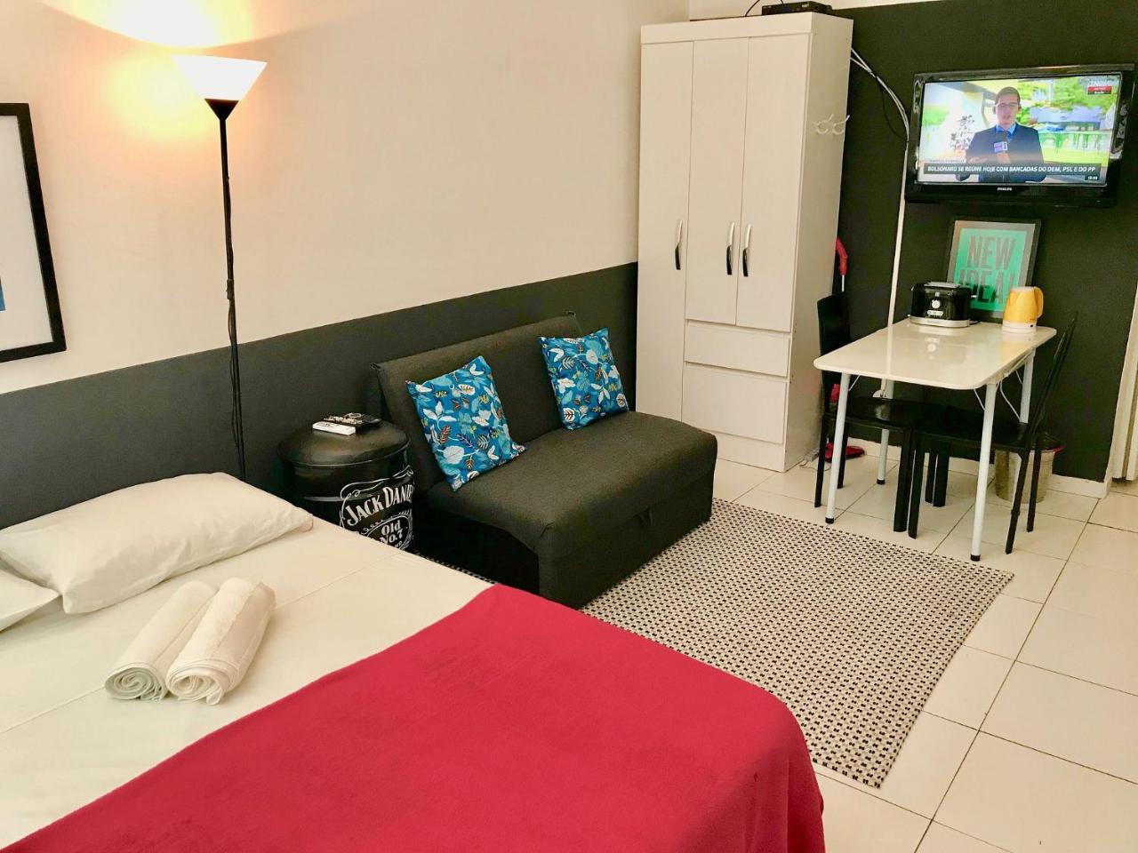 Jump In Bed Copacabana 3 - Estudio *